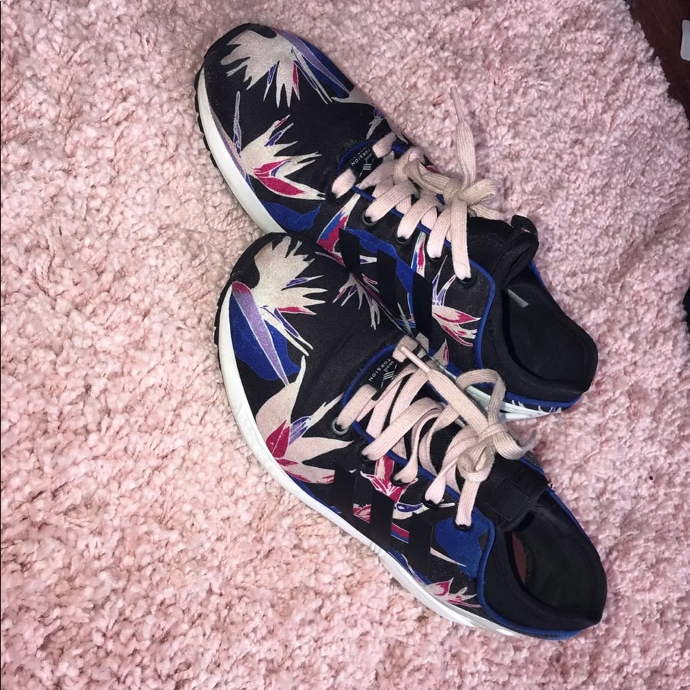 Adidas Women Zu Flux Shoes